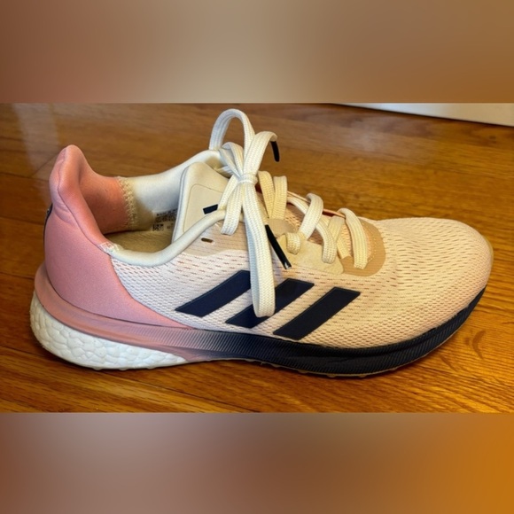 Adidas Astrarun Womens Running Sneakers Pink
Size 6 - Picture 10 of 14